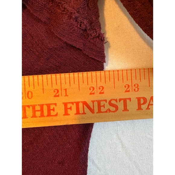 We The Free Free People Burgundy Waffle Knit Thermal V-Neck Top Small Bohemian - Picture 6 of 10